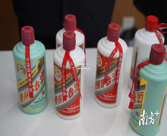 新疆茅台镇酌趣酒厂家代理,2026新疆正宗酱香型白酒代理招商中 新疆茅台镇酌趣酒厂家代理,2026新疆正宗酱香型白酒代理招商中