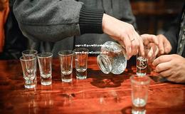 中国十大名酒排行榜白酒有哪些,中国十大名酒排行榜(最新白酒排名对比)