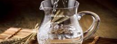 2025年做白酒代理赚钱吗？知乎上的真实经验分享